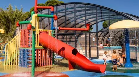 Mer et Soleil splash zone
